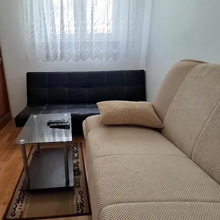 With Parking Space - Lozice, - 27844 아파트